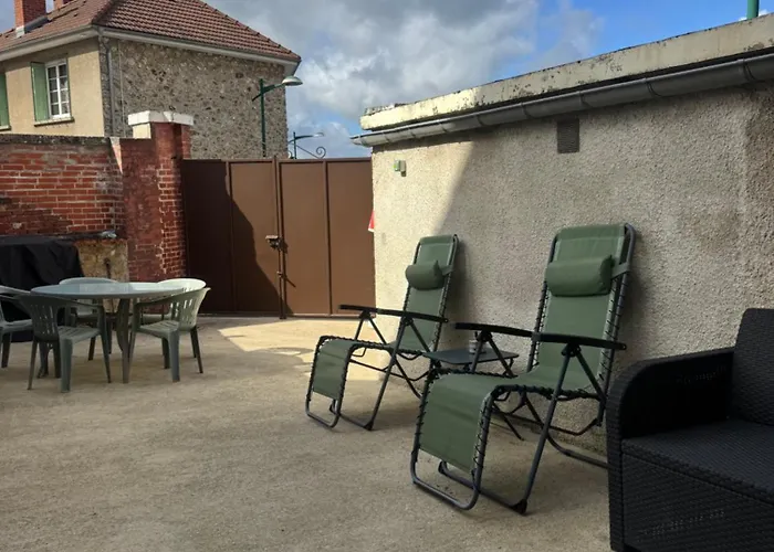 Le Du Pere Chayoux Guest house 4*