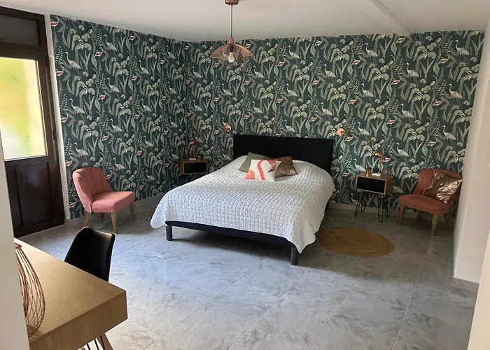 Guest house Le Du Pere Chayoux 4*